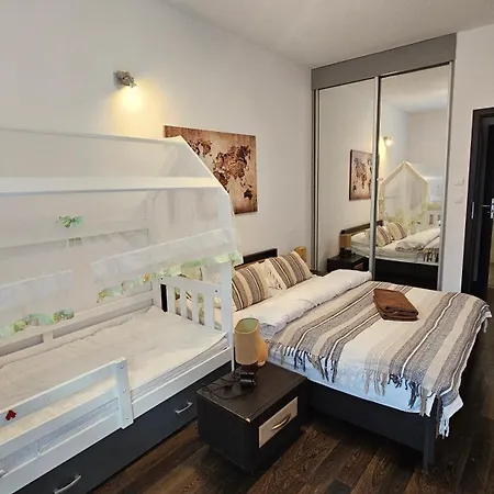 Bober Apartment Warsaw